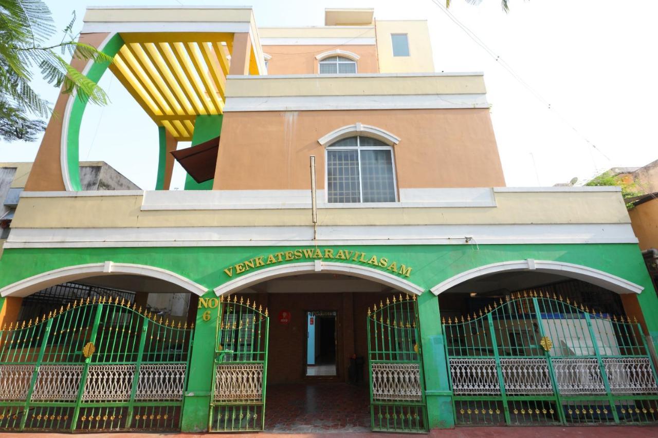 פונדיצ'רי Oyo 11736 Venkateswara Vilasam מראה חיצוני תמונה